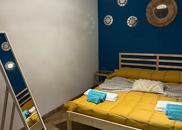 Diamond Daire Napoli