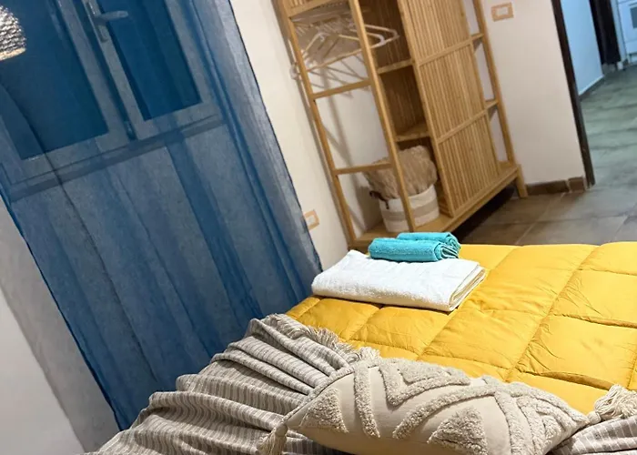 Diamond Daire Napoli